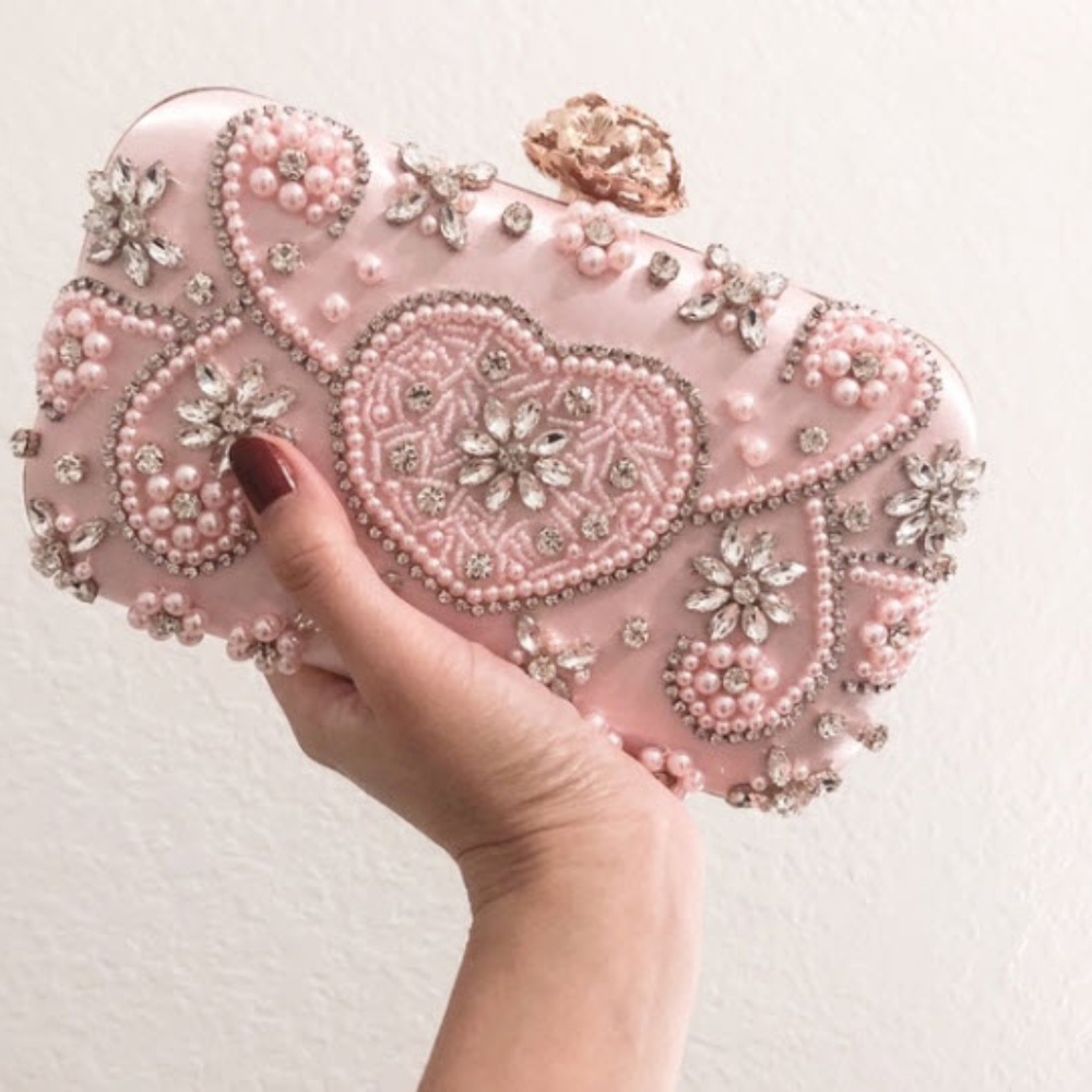 LOVE💕LOVE LOVE!! Pink Clutch Bag